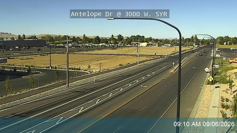 Antelope Dr / 1700 S / SR-127 @ 3000 W, SYR live camera view
