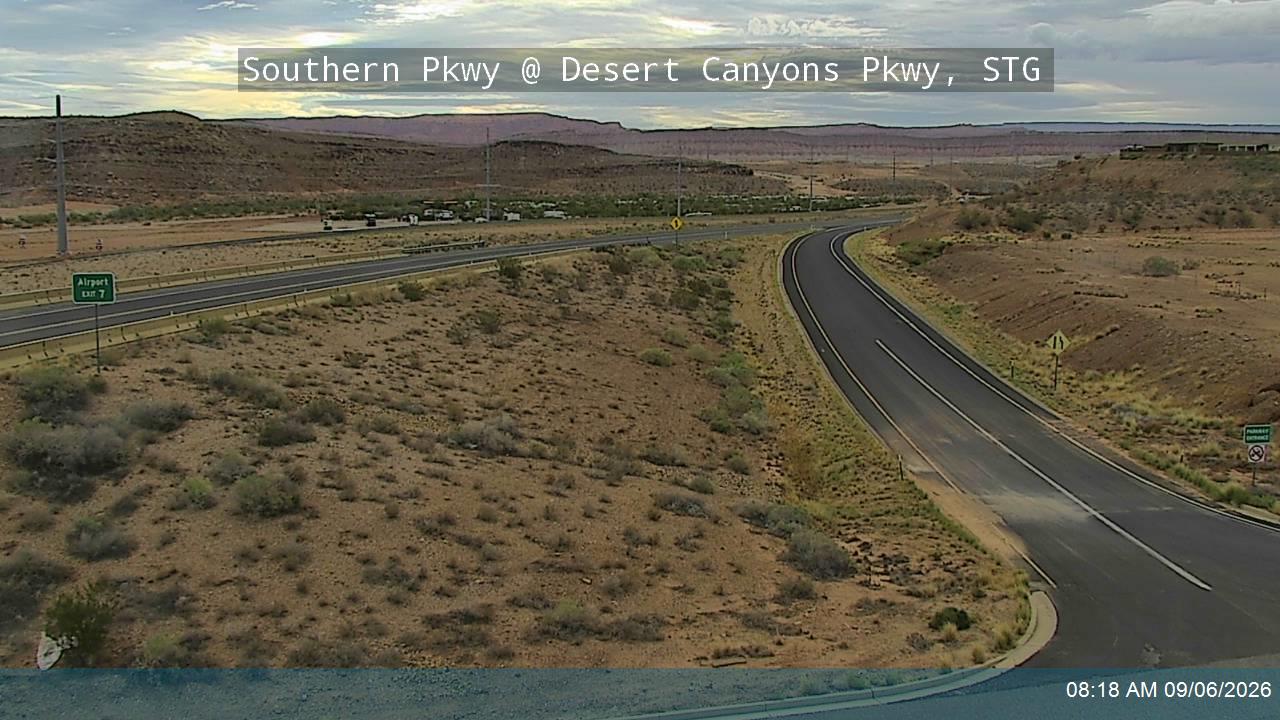 Southern Pkwy / SR-7 @ Desert Canyons Pkwy / MP 6.5, STG live camera view