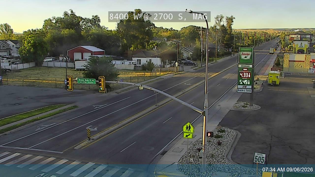 8400 W / Bacchus Hwy / SR-111 @ 2700 S / Main St, MAG live camera view