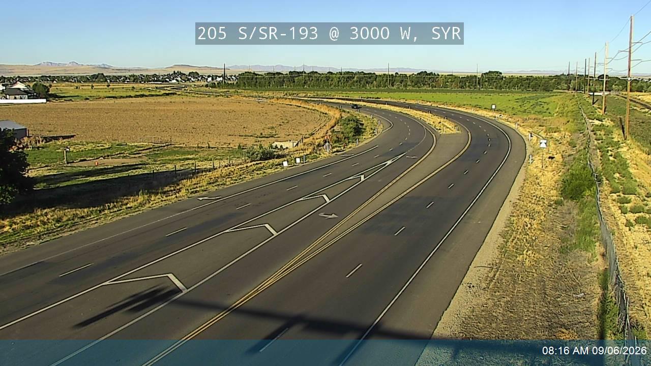 205 S / SR-193 @ 3000 W, SYR live camera view
