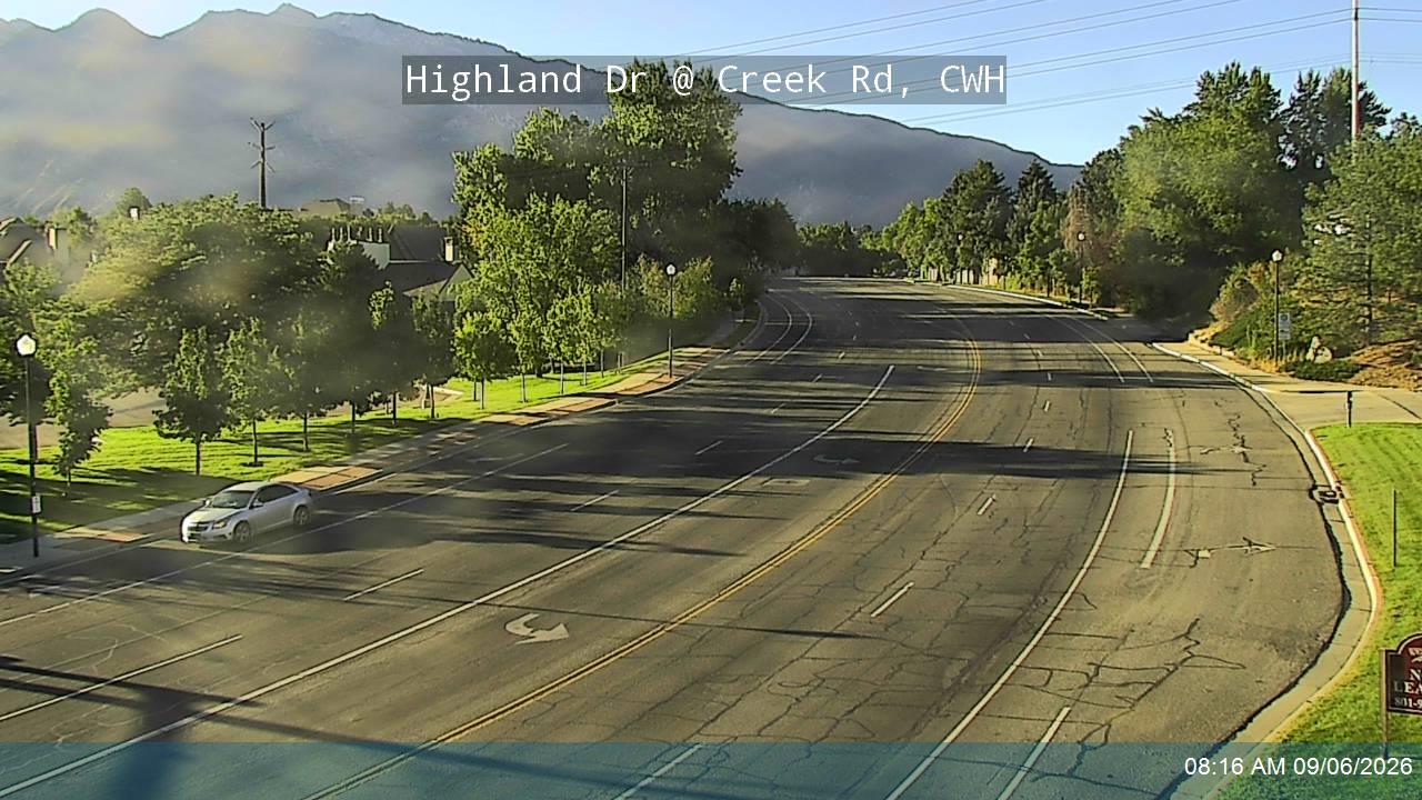 Highland Dr / 2000 E @ Creek Rd / 8100 S, CWH live camera view