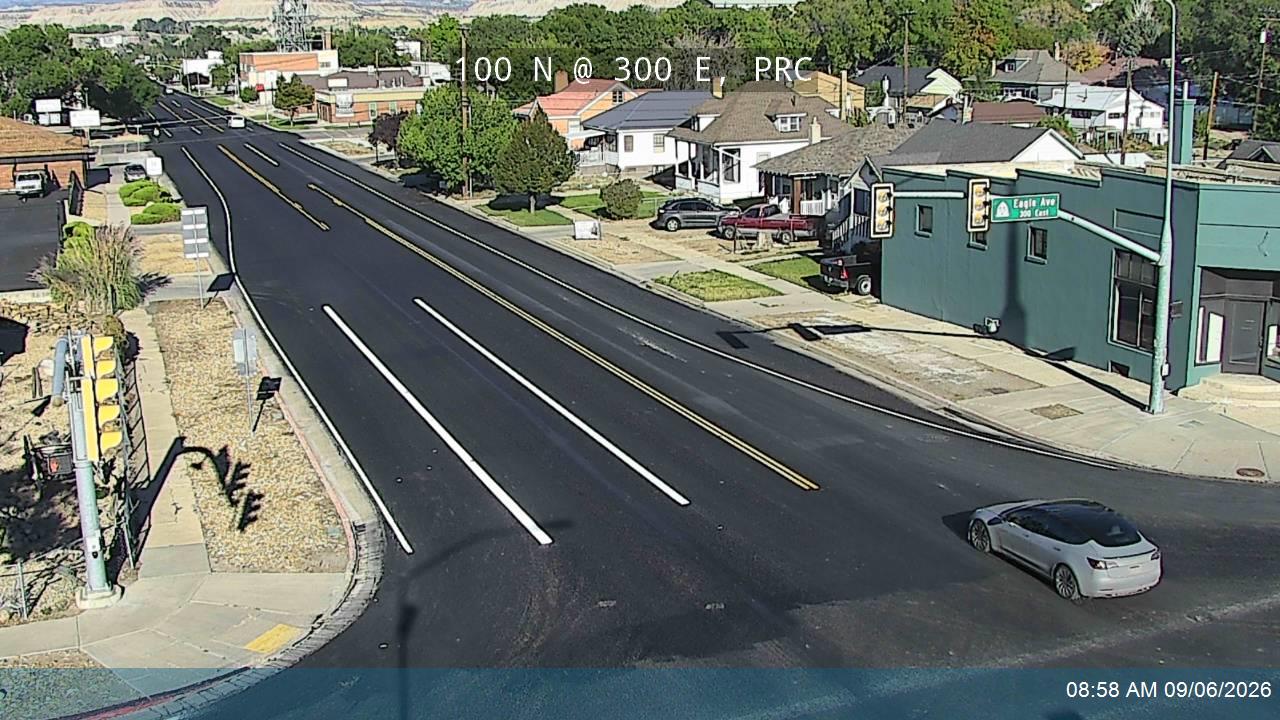 100 N / SR-55 @ 300 E, PRC live camera view