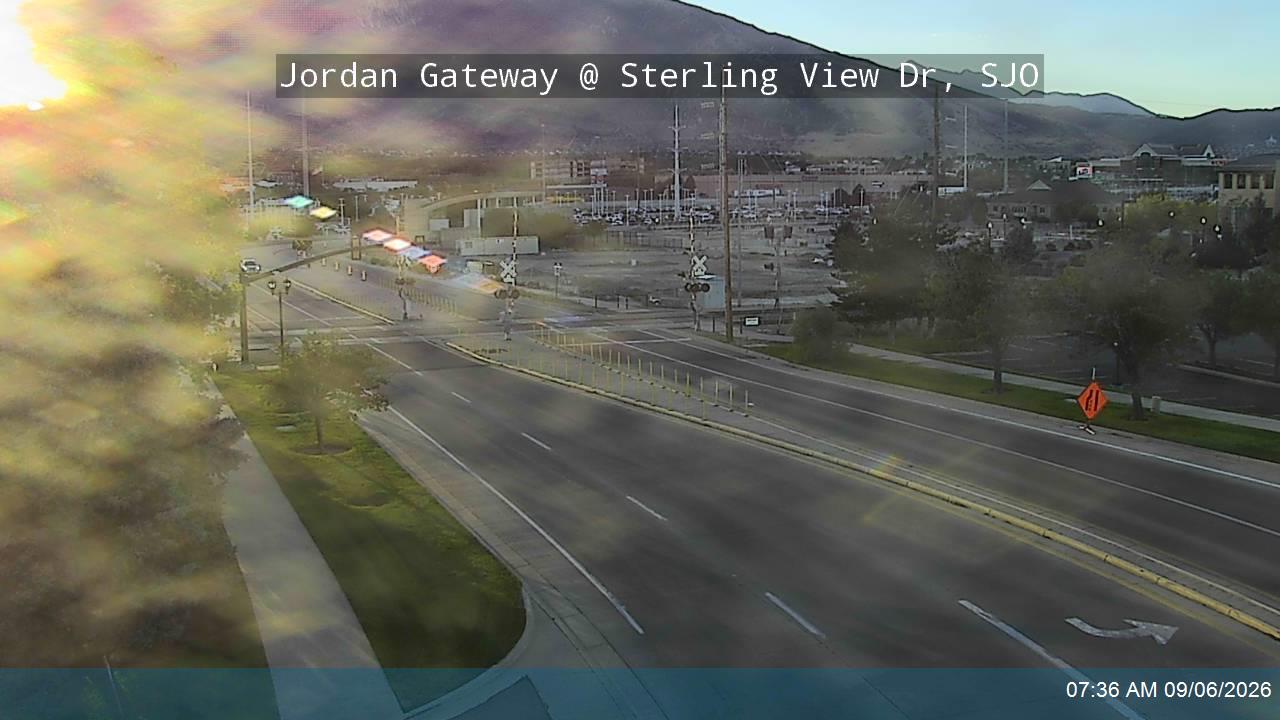 Jordan Gateway / 10800 S @ Sterling View Dr / 400 W, SJO live camera view