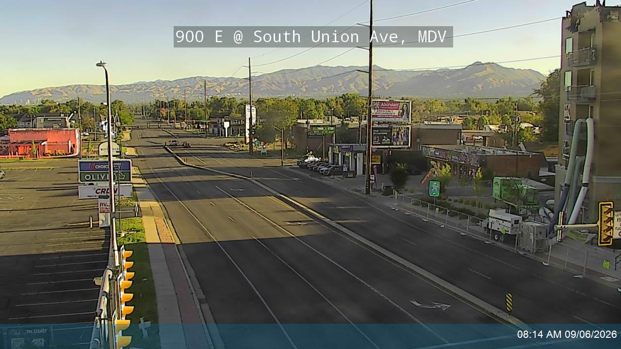 900 E / SR-71 @ South Union Ave / 7220 S, MDV live camera view