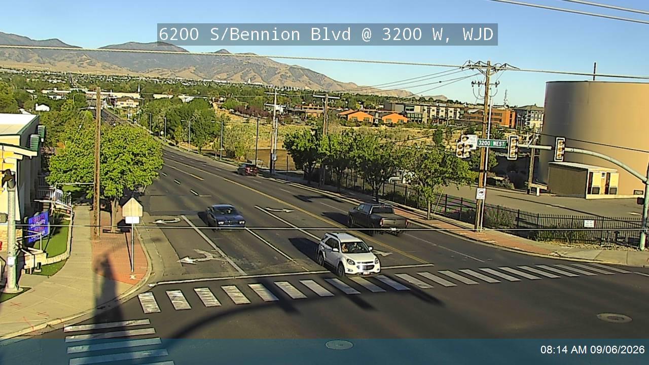 6200 S / Bennion Blvd @ 3200 W, TAY live camera view