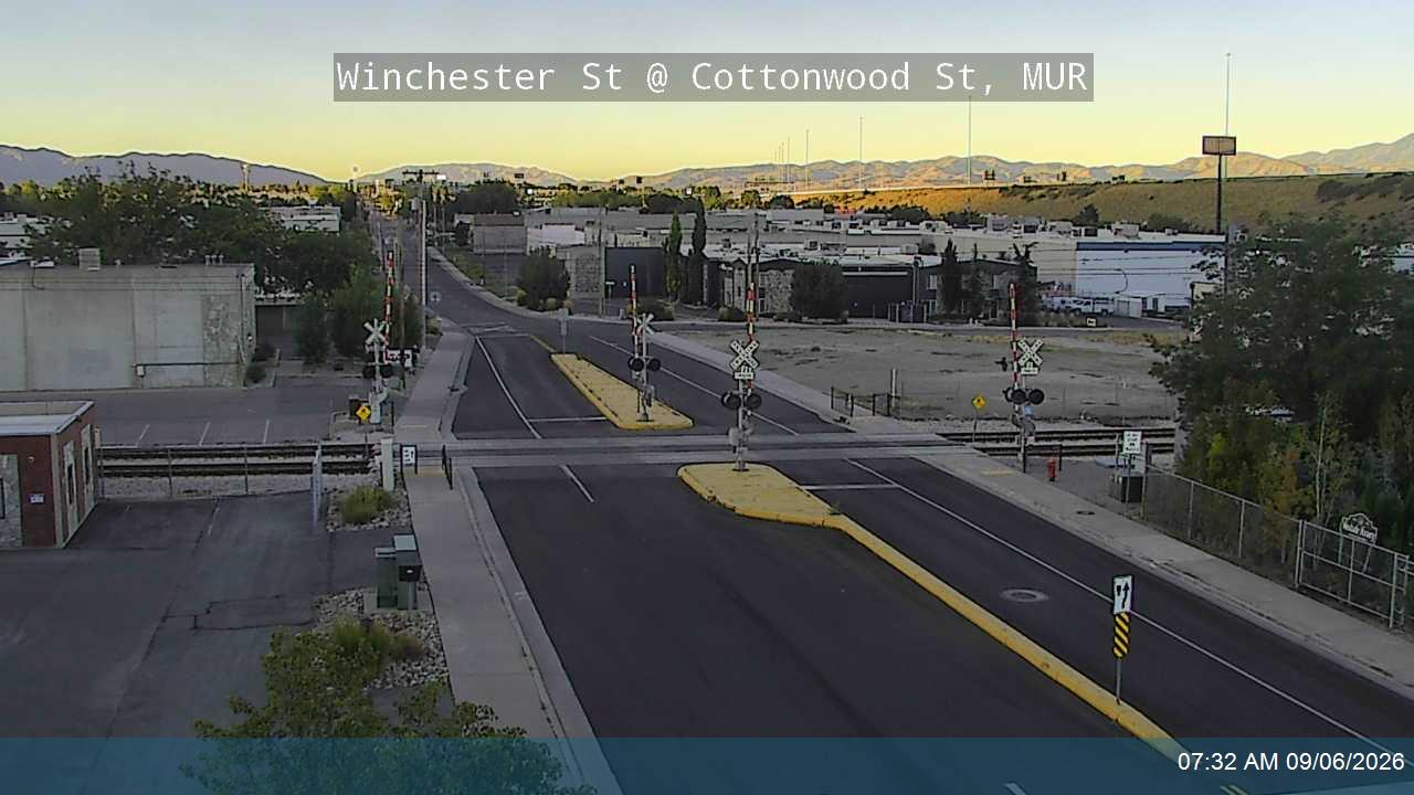 Winchester St / 6400 S @ Cottonwood St / 300 W, MUR live camera view