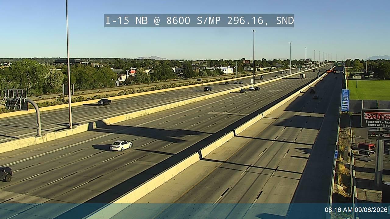 I-15 NB @ 8600 S / MP 296.16, SND live camera view