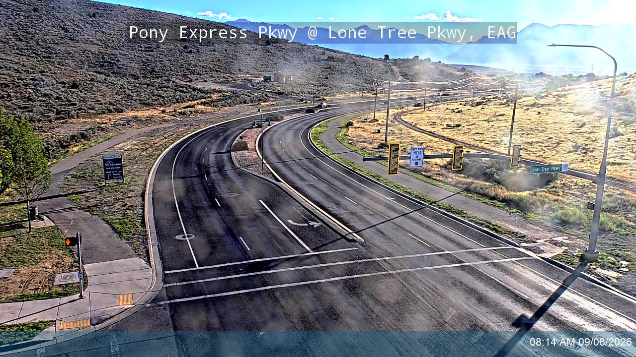 Pony Express Pkwy @ Lone Tree Pkwy, EAG live camera view