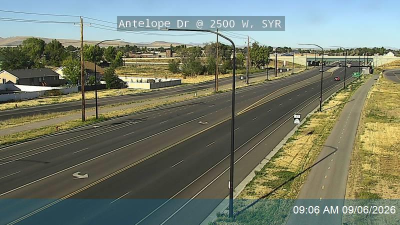 Antelope Dr / 1700 S / SR-127 @ 2500 W, SYR live camera view