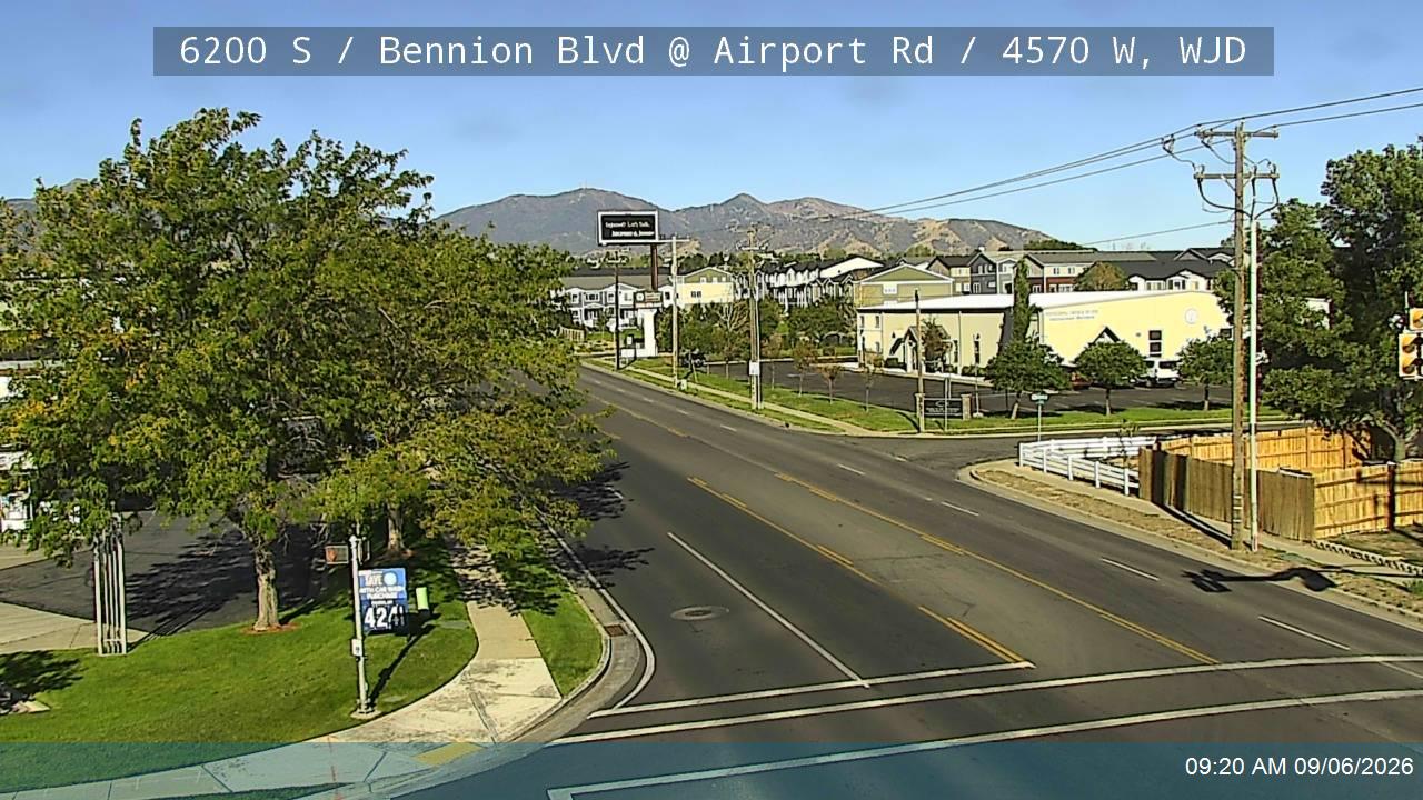 6200 S / Bennion Blvd @ Airport Rd / 4570 W, WJD live camera view