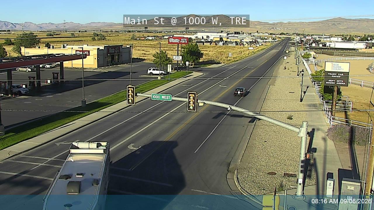 Main St / SR-102 @ 1000 W, TRE live camera view