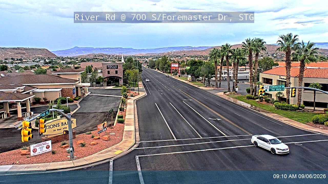 River Rd @ 700 S / Foremaster Dr, STG live camera view