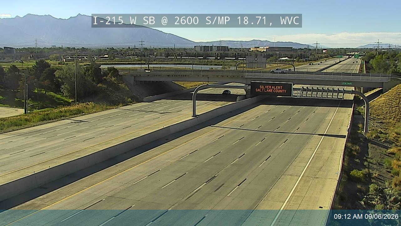 I-215 W SB @ 2600 S / MP 18.71, WVC live camera view