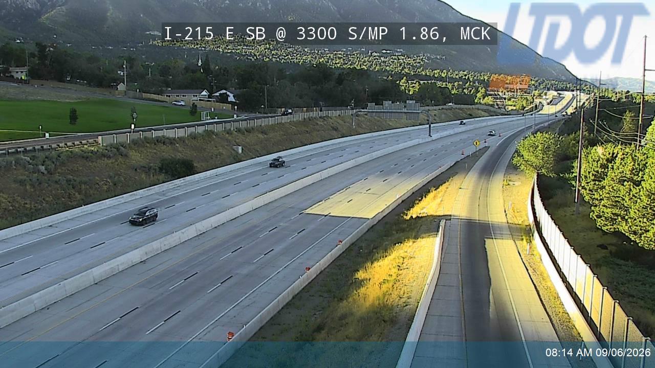 I-215 E SB @ 3300 S / SR-171 / MP 1.86, MCK live camera view