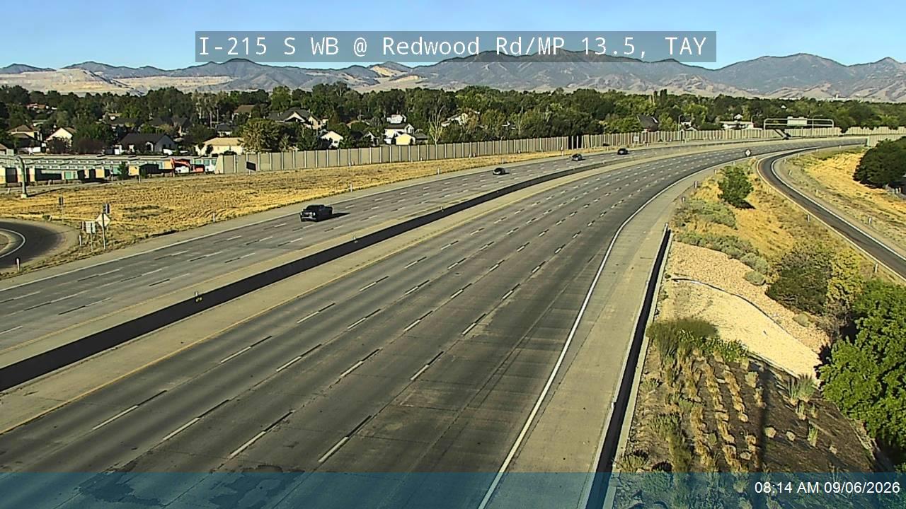I-215 S WB @ Redwood Rd / SR-68 / MP 13.5, TAY live camera view