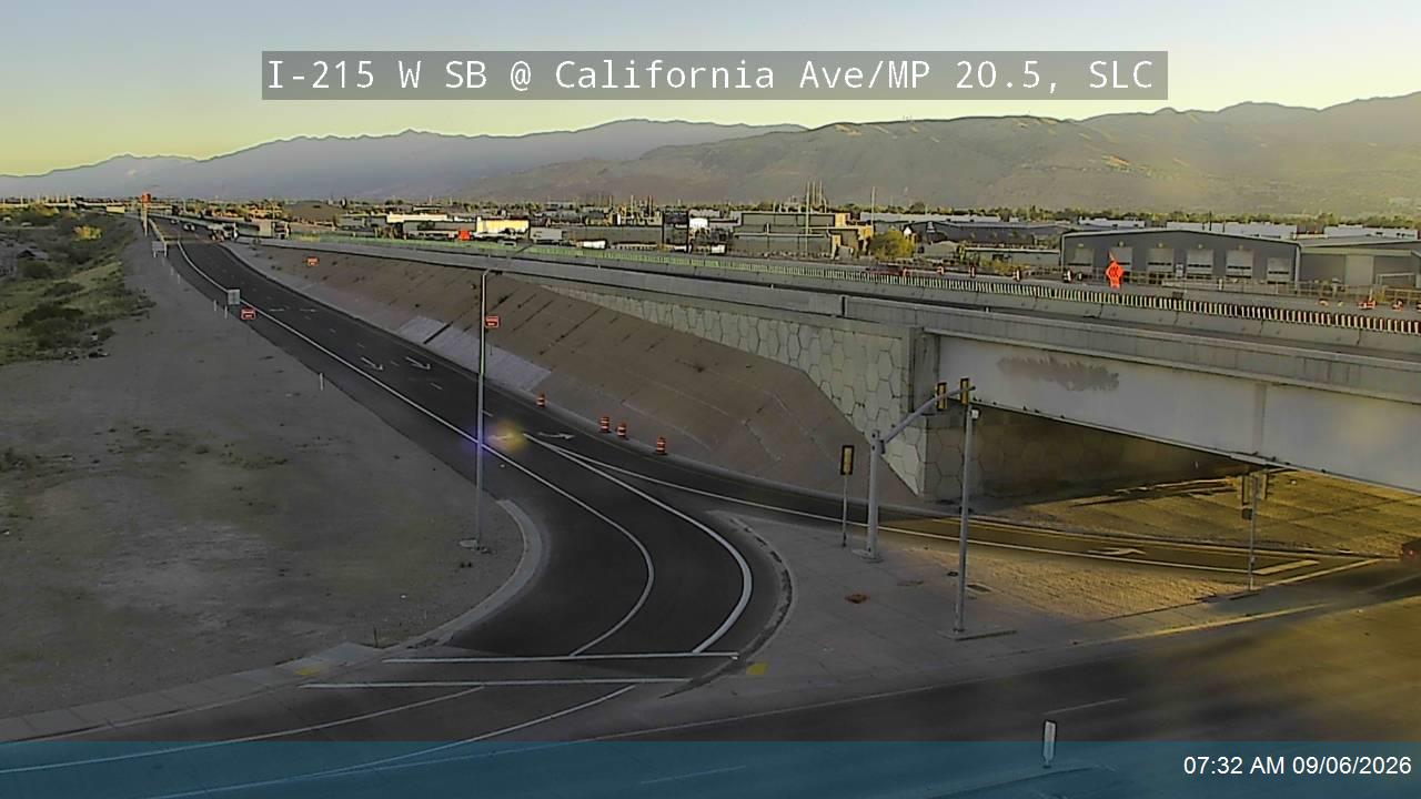 I-215 W SB @ California Ave / 1330 S / MP 20.5, SLC live camera view