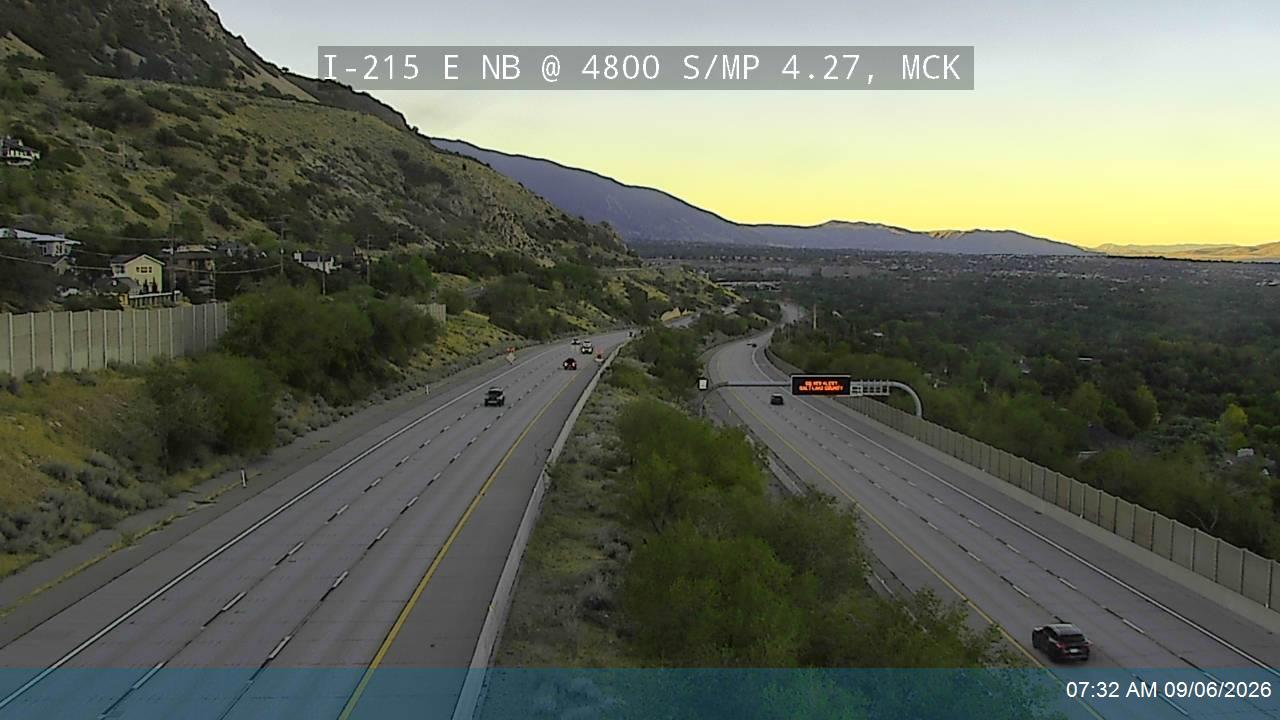I-215 E NB @ 4800 S / MP 4.27, MCK live camera view