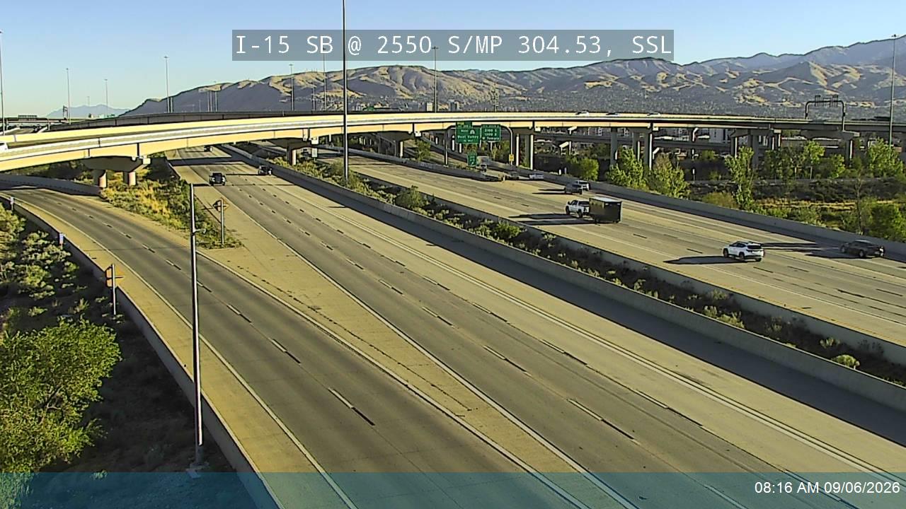 I-15 SB @ 2550 S / MP 304.53, SSL live camera view