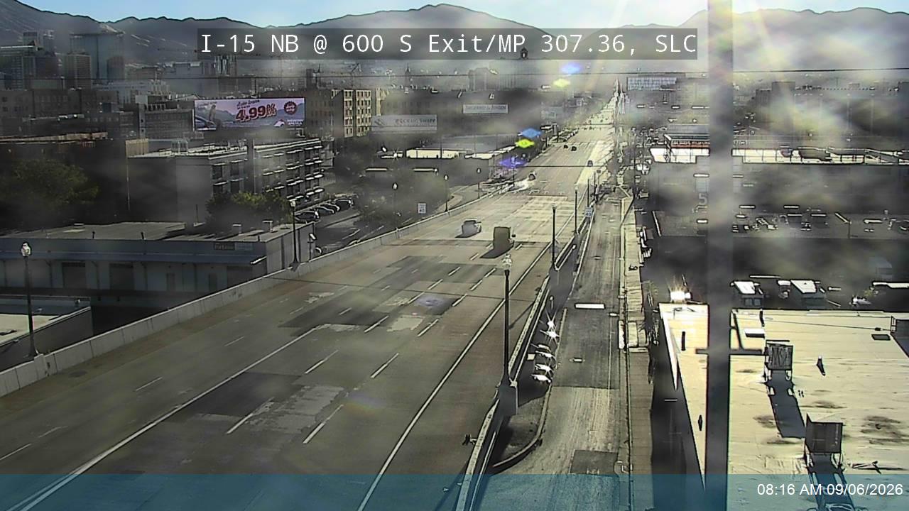 I-15 NB @ 600 S Exit / MP 307.36, SLC live camera view