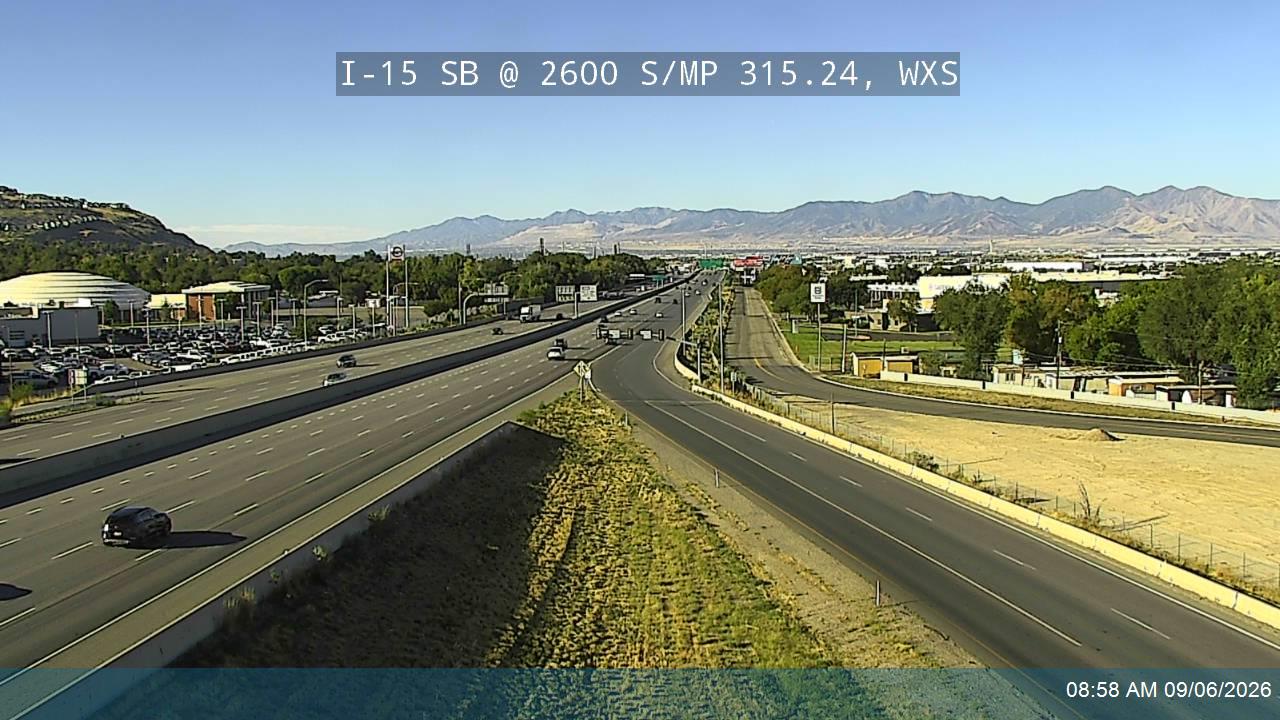 I-15 SB @ 2600 S / SR-93 / MP 315.24, WXS live camera view