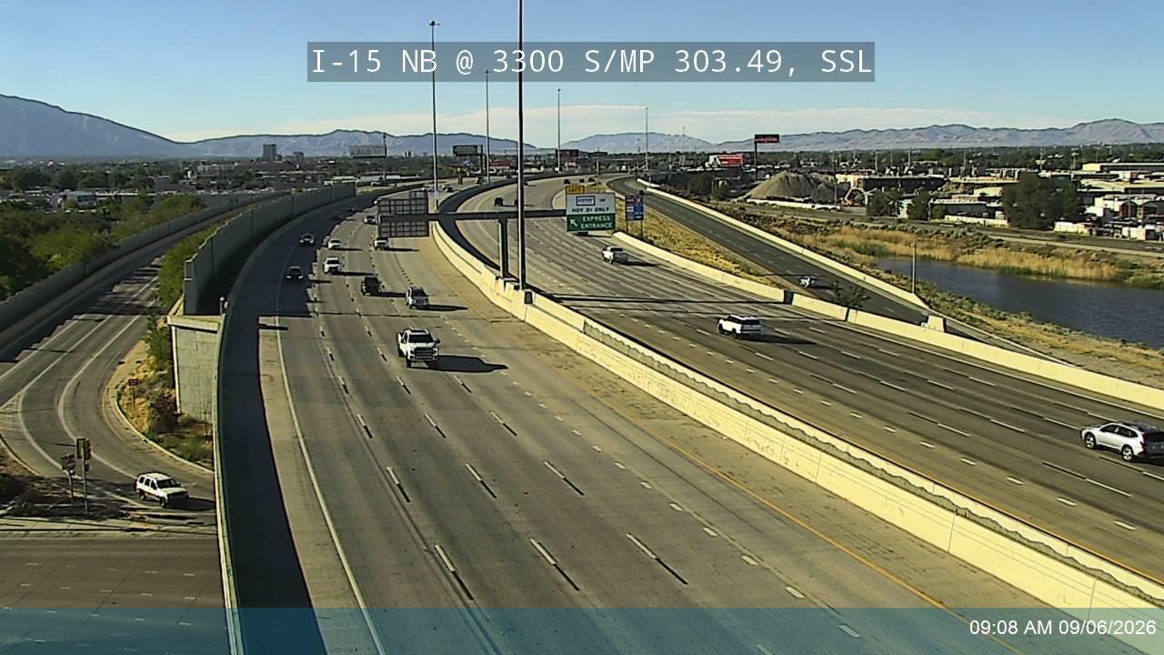 I-15 NB @ 3300 S / SR-171 / MP 303.49, SSL live camera view