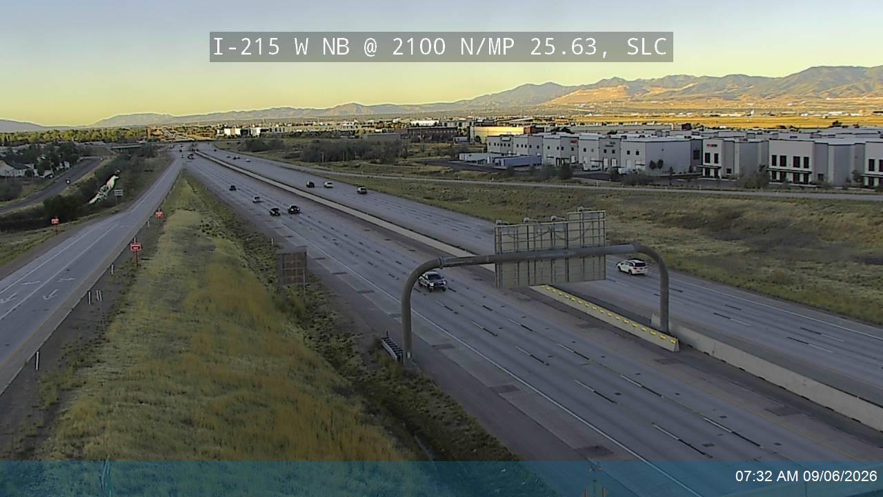 I-215 W NB @ 2100 N / MP 25.63, SLC live camera view