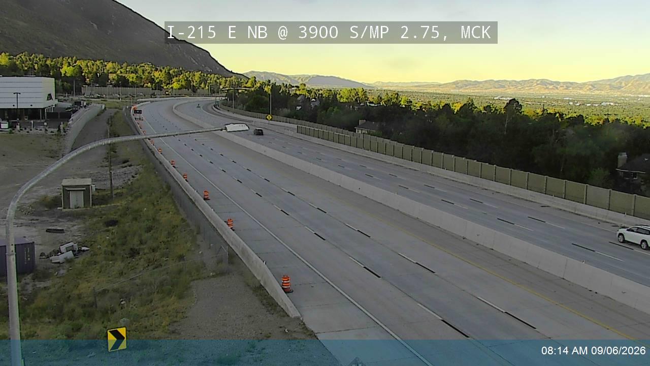 I-215 E NB @ 3900 S / MP 2.75, MCK live camera view