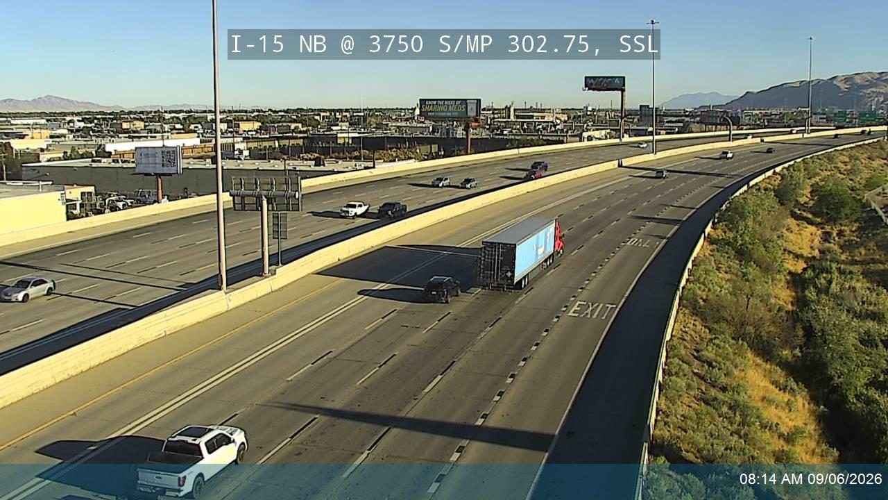 I-15 NB @ 3750 S / MP 302.75, SSL live camera view