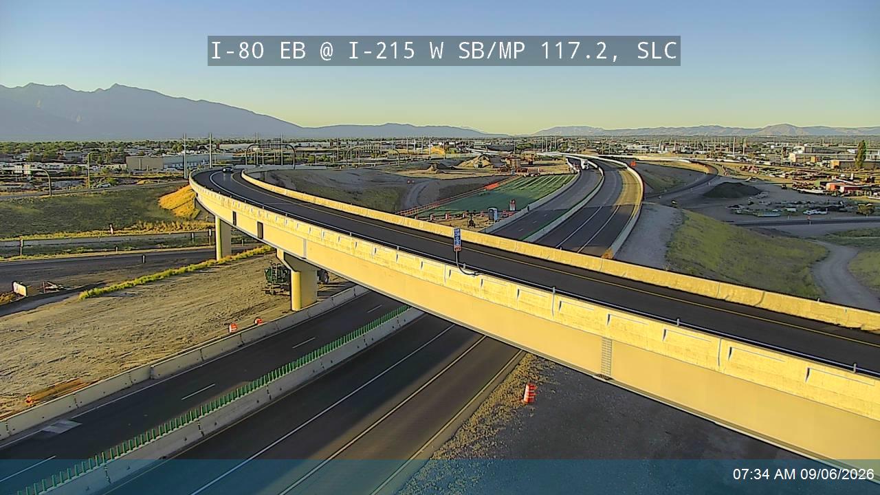 I-80 EB @ I-215 W SB / MP 117.2, SLC live camera view