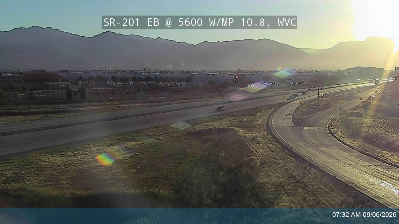 SR-201 EB @ 5600 W / SR-172 / MP 10.8, WVC live camera view