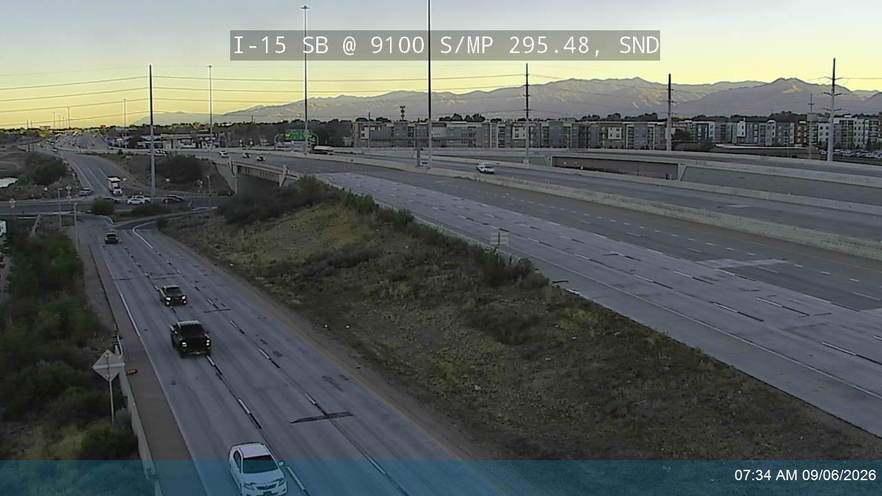 I-15 SB @ 9100 S / MP 295.48, SND live camera view