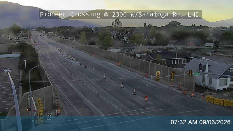 Pioneer Crossing / SR-145 @ 2300 W / Saratoga Rd, LHI live camera view