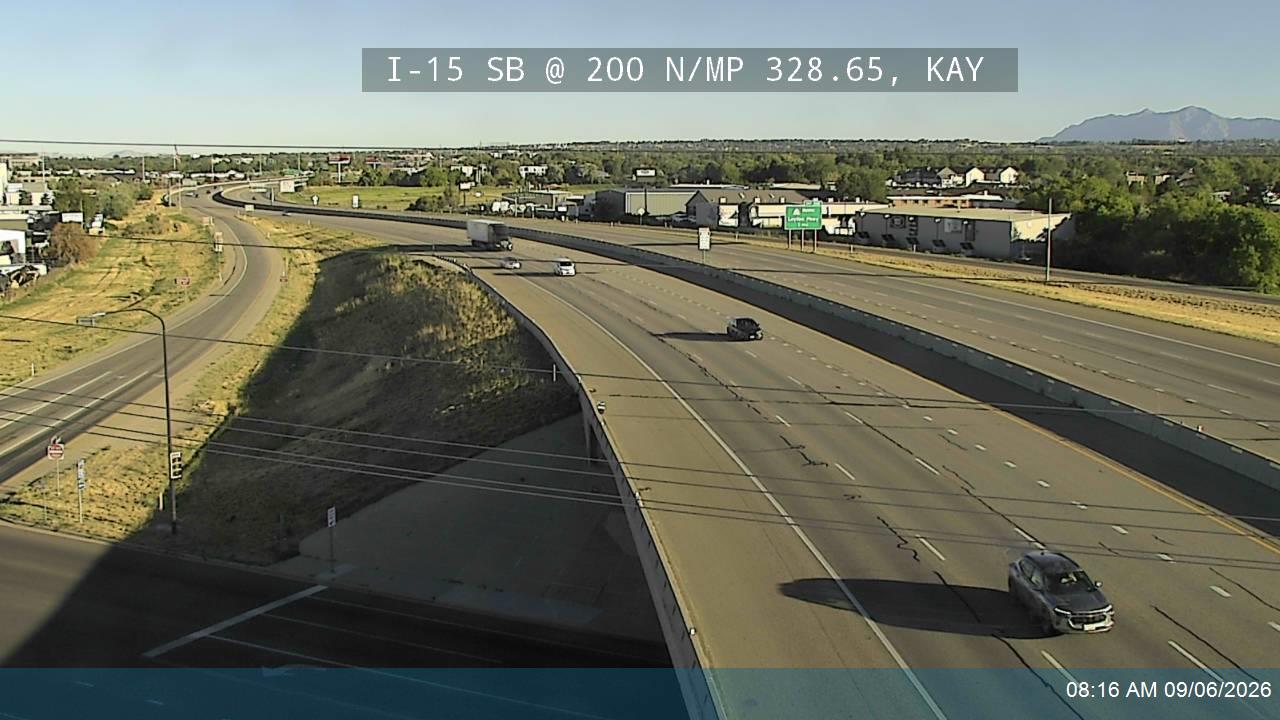 I-15 SB @ 200 N / SR-273 / MP 328.65, KAY live camera view