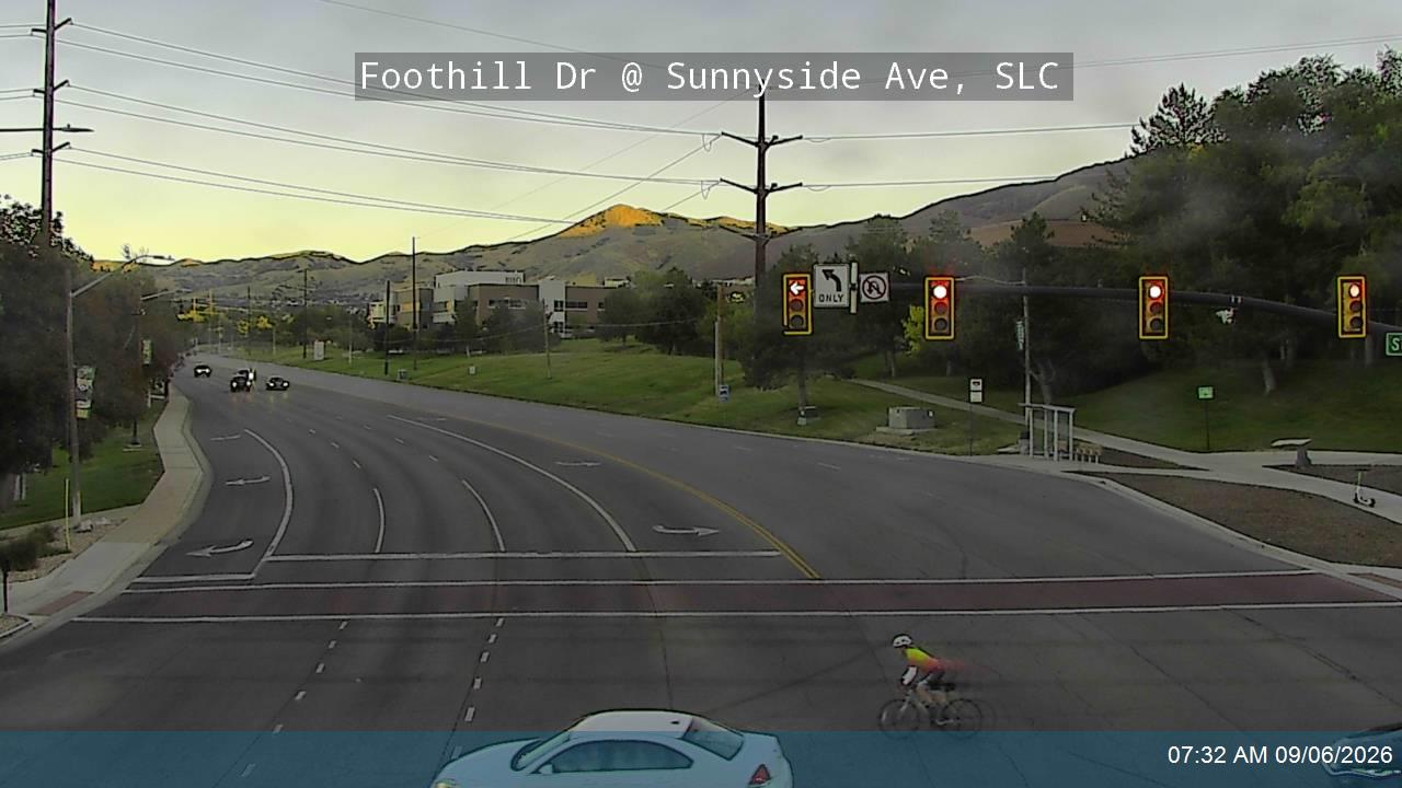 Foothill Dr / Honorary Veterans Blvd / SR-186 @ Sunnyside Ave, SLC live camera view