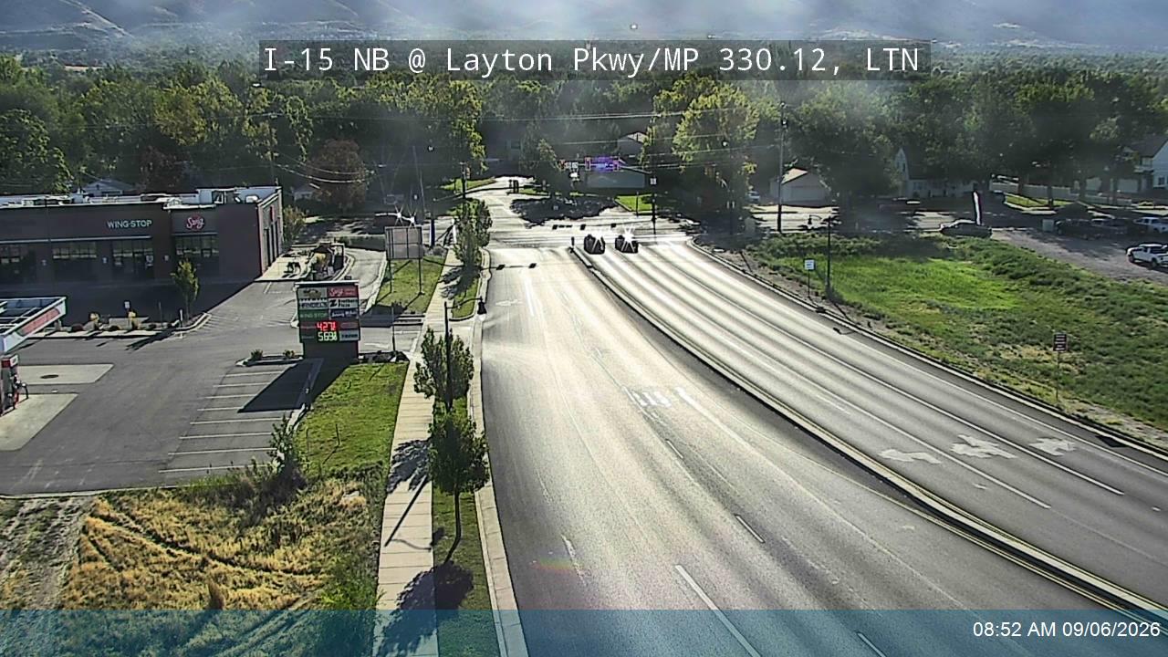 I-15 NB @ Layton Pkwy / SR-126 / MP 330.12, LTN live camera view
