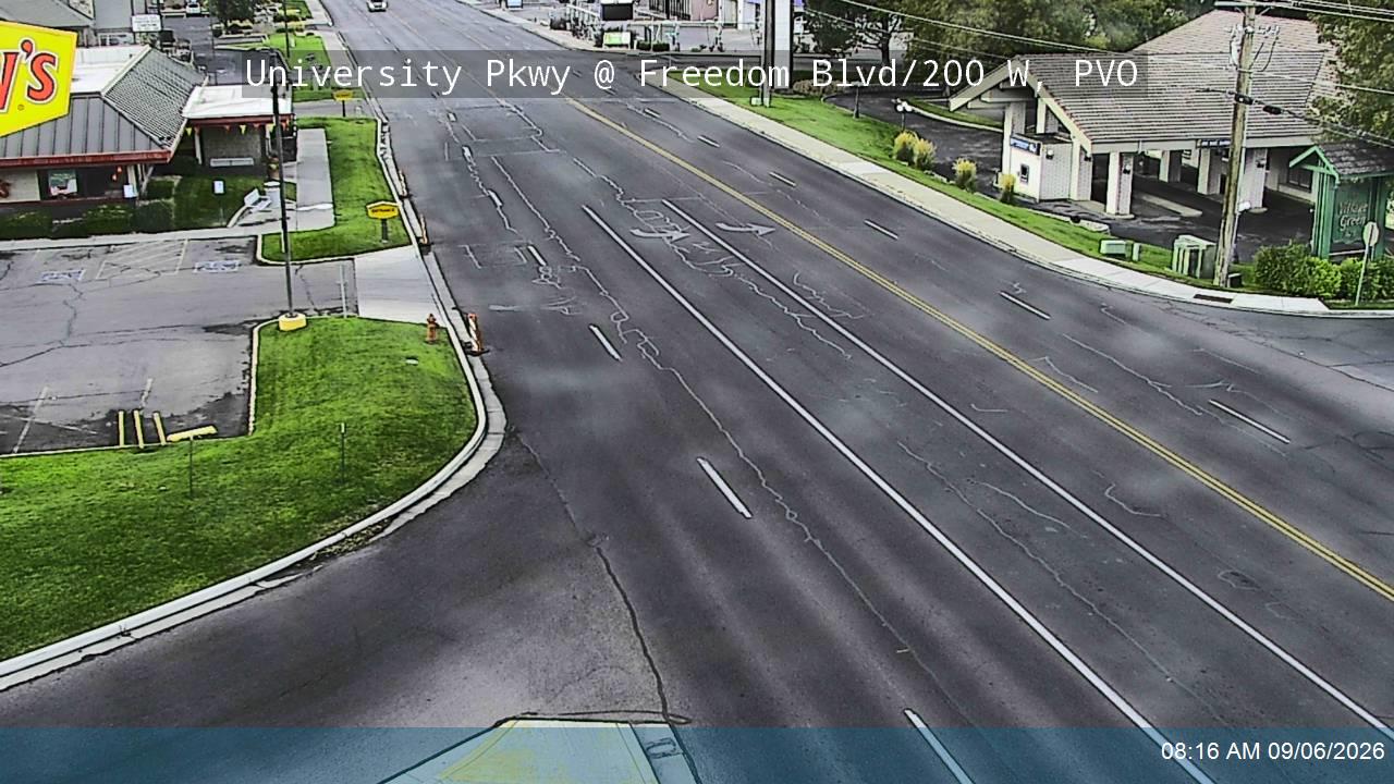 University Pkwy / SR-265 @ Freedom Blvd / 200 W, PVO live camera view