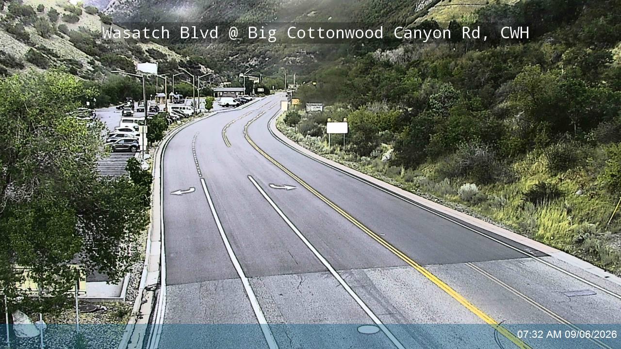 Wasatch Blvd / SR-190/SR-210 @ Big Cottonwood Canyon Rd / Fort Union Blvd / SR-190, CWH live camera view