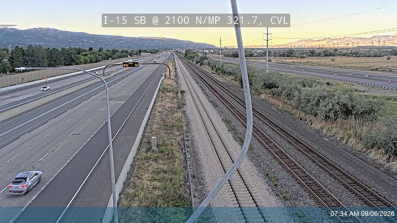I-15 SB @ 2100 N / MP 321.7, CVL live camera view