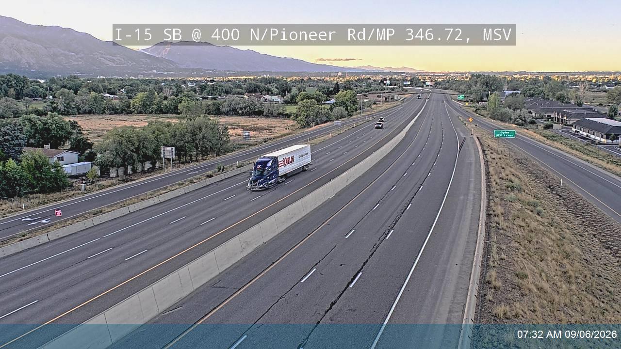 I-15 SB @ 400 N / Pioneer Rd / MP 346.72, MSV live camera view