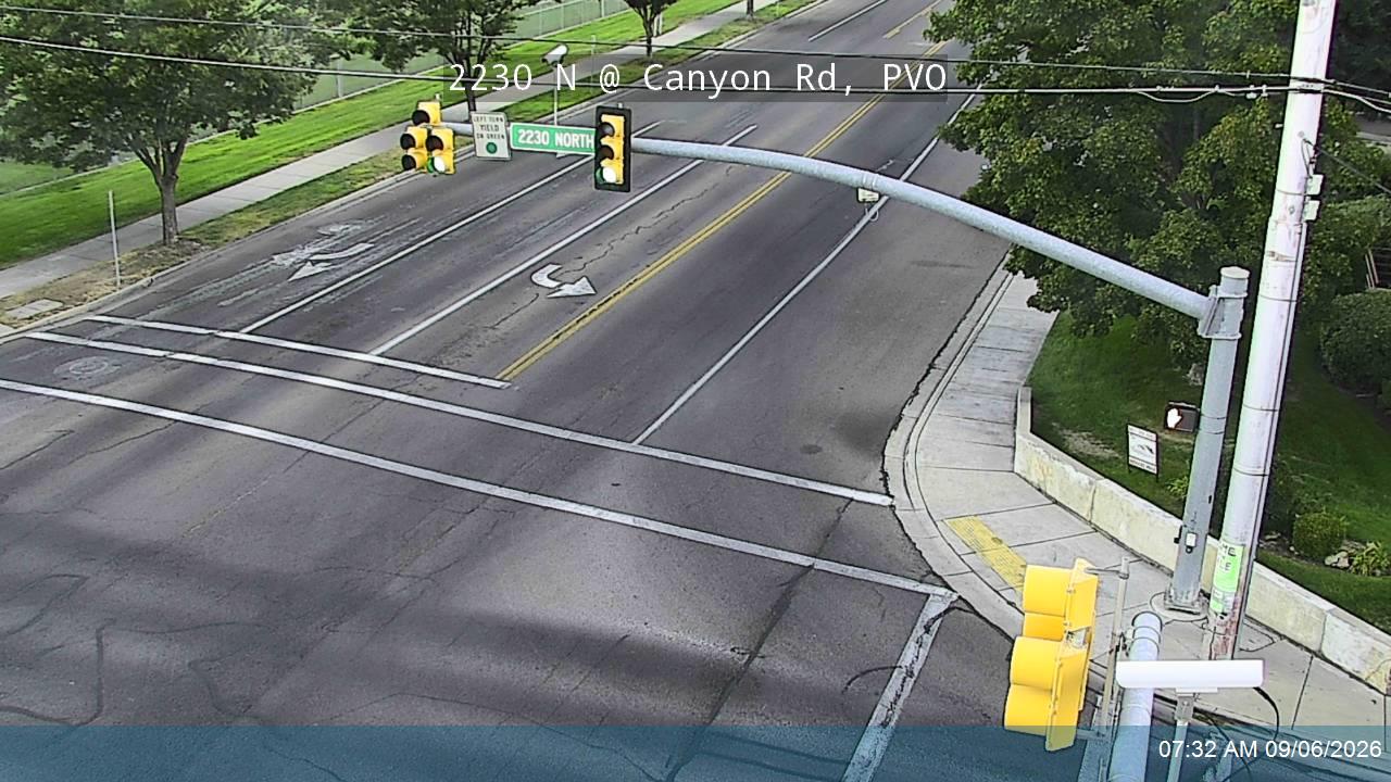 2230 N @ Canyon Rd, PVO live camera view