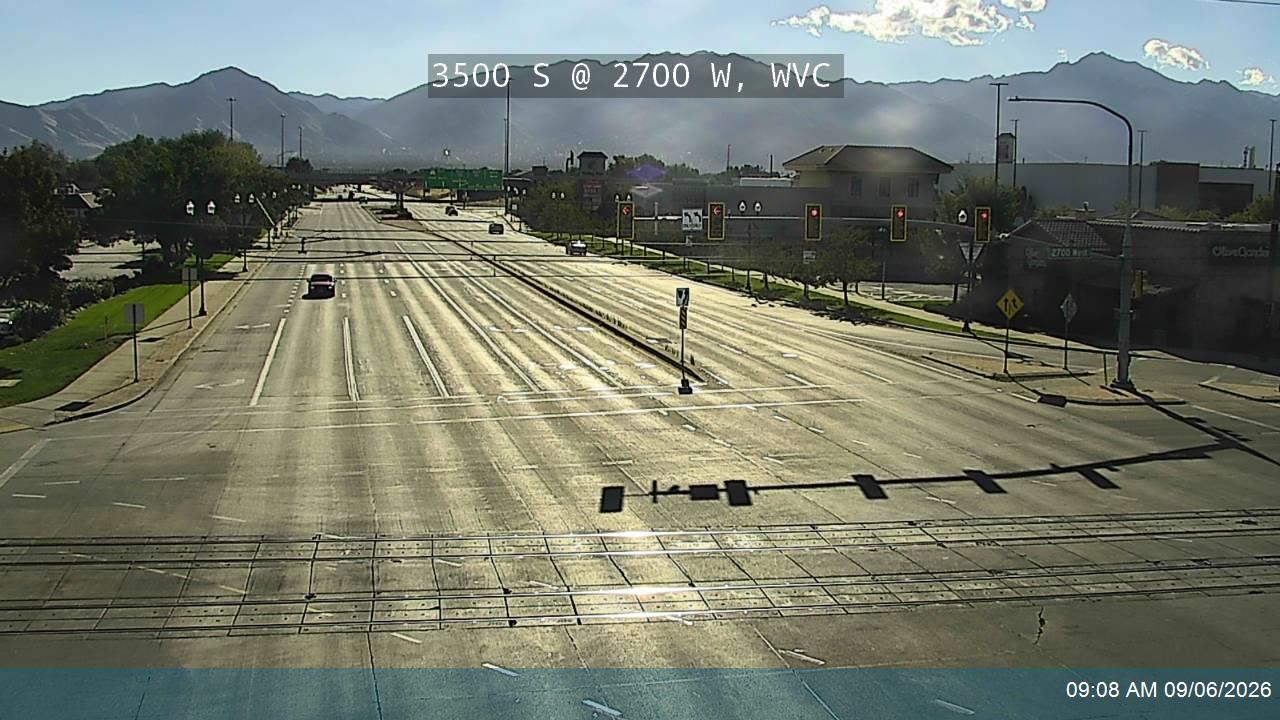 3500 S / SR-171 @ 2700 W / Constitution Blvd, WVC live camera view