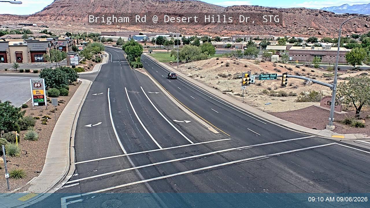 Brigham Rd @ Desert Hills Dr, STG live camera view