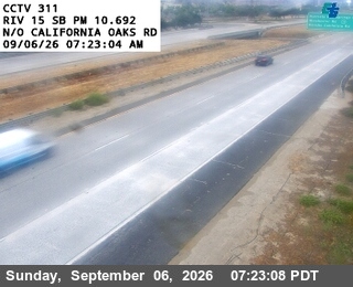 I-15 : (311) North of California Oaks Road live camera view