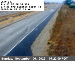 I-15 : (317) 0.7 miles North of Clinton Keith live camera view
