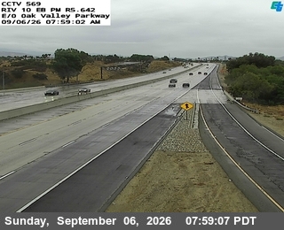 I-10 : (569) E/O Oak Valley Parkway live camera view