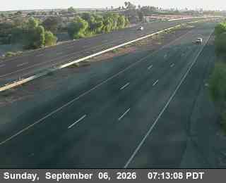 39 - EB I-205 West of Tracy Blvd live camera view
