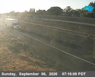 46 - WB I-205 MacArthur Drive RWIS live camera view