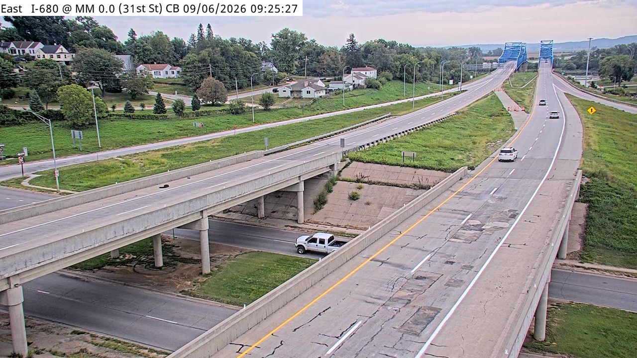 I-680 @ MM 0 (31st St - NE) live camera view