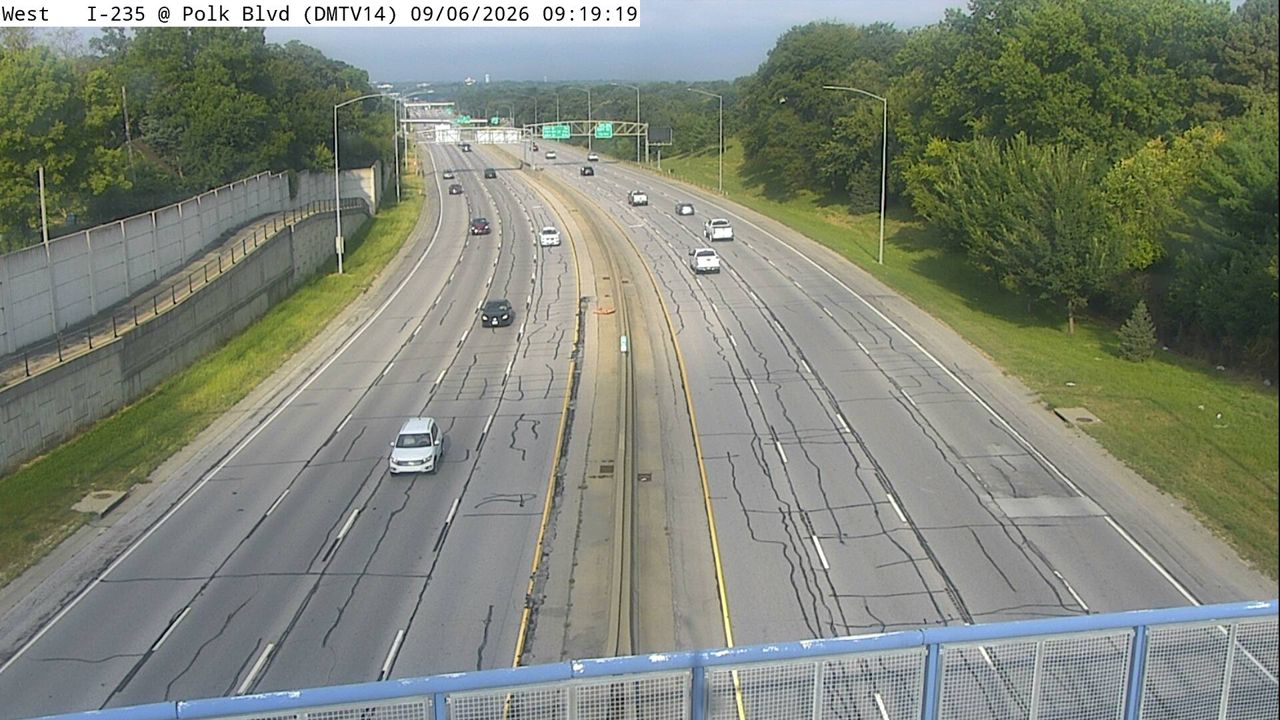 I-235 @ MM 5.4 (Polk Blvd) live camera view