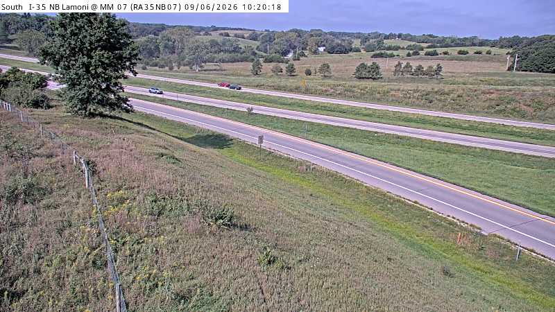 Rest Area: I-35 N/S MM 7 - Lamoni - NB Exit live camera view